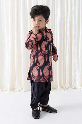 Shop Tiber Taber Black Cotton Paisley Print Kurta And Salwar Set Online at Aza Fashions Shop_Tiber Taber_Black Cotton Paisley Print Kurta And Salwar Set _Online_at_Aza_Fashions