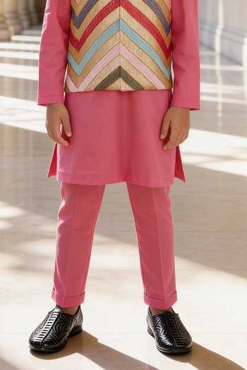 FAYON KIDS Cream Cotton Sequins, Embroidery Bundi And Kurta Set Online at Aza Fashions FAYON KIDS_Cream Cotton Sequins, Embroidery Bundi And Kurta Set _Online_at_Aza_Fashions