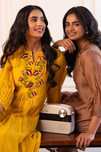 Shop Gulabik Jaipur Yellow Chanderi Split V-neck, Yes Kiana Yoke Embroidered Kurta And Pant Set Shop_Gulabik Jaipur_Yellow Chanderi Split V-neck, Yes Kiana Yoke Embroidered Kurta And Pant Set