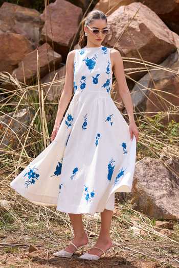 Kay Kay Liliana Floral Embroidered Cotton Dress 