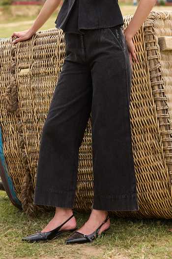 Buy_Kay Kay_Black Denim V-neck Elowise Pleated Top And Pant Set 