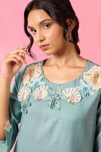 Shop_Neitri_Green Silk, Chanderi Scoop Neck, Yes Spring Shore Embroidered Kurta And Pant Set 