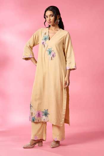 Neitri Sandstone Embroidered Kurta & Pant Set 
