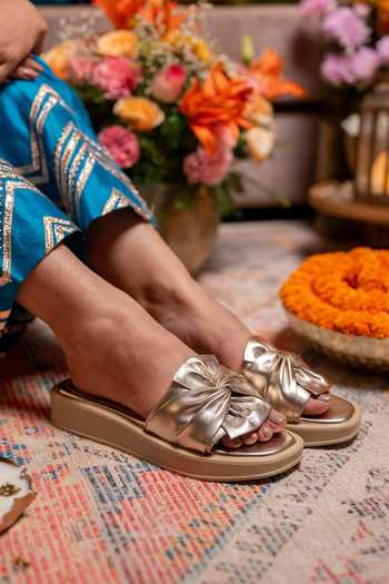 Coral Haze Royce Knotted Broad Bow Strap Sliders 