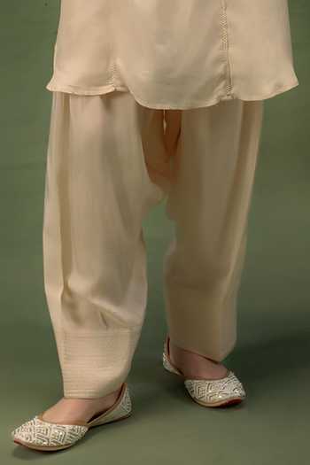 Grass & Sunshine_Ivory Modal Round Neck Drift Kurta And Farshi Salwar Set _Online_at_Aza_Fashions