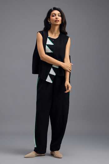 Deepika Arora Black Linen Round Neck Jacket And Pant Set at Aza Fashions Deepika Arora_Black Linen Round Neck Jacket And Pant Set _at_Aza_Fashions