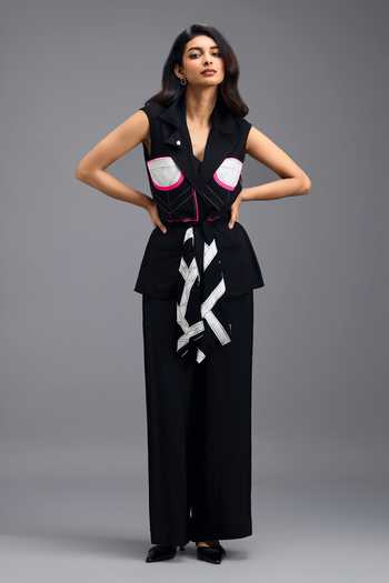 Deepika Arora Black Linen V-neck Geometric Panelled Jacket And Trouser Set at Aza Fashions Deepika Arora_Black Linen V-neck Geometric Panelled Jacket And Trouser Set _at_Aza_Fashions
