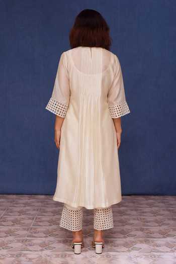 Chokhi Chorri Mahsa Mosaic Cutwork Kurta With Pant 