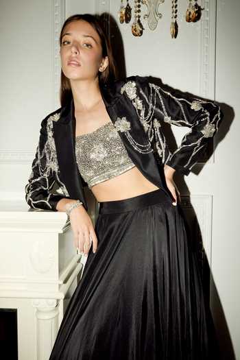 Buy Rosé Anupama Khanna Black Silk Open , Bandeau Hand Embroidered Jacket Lehenga Set Online at Aza Fashions Buy_Rosé Anupama Khanna_Black Silk Open , Bandeau Hand Embroidered Jacket Lehenga Set _Online_at_Aza_Fashions