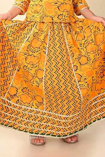 Shop Jhambthreads Yellow Lace Floral Pattern Top And Lehenga Set Online at Aza Fashions Shop_Jhambthreads_Yellow Lace Floral Pattern Top And Lehenga Set _Online_at_Aza_Fashions