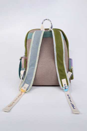 CHOOSE KIND Chinchilla Wander Winks Backpack 