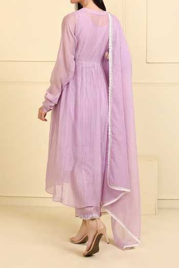 Neha Khullar V Neck Thread & Zari Embroidered Kurta Set For Kids