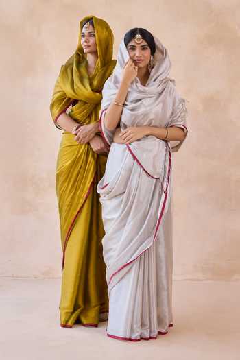 Amaara Moonstone Tissue Handloom Saree With Running Blouse 