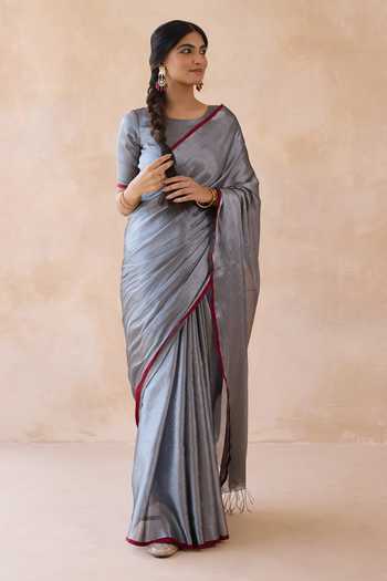 Shop Amaara Silver Tissue Sheesham Handloom Saree With Running Blouse Online at Aza Fashions Shop_Amaara_Silver Tissue Sheesham Handloom Saree With Running Blouse _Online_at_Aza_Fashions