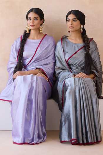 Shop Amaara Silver Tissue Sheesham Handloom Saree With Running Blouse Shop_Amaara_Silver Tissue Sheesham Handloom Saree With Running Blouse