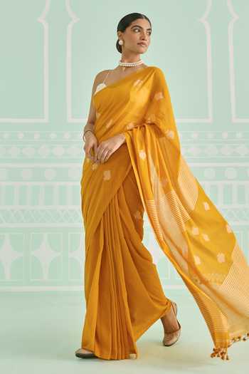 Amaara_Yellow Handloom Cotton Marigold Saree With Running Blouse _Online_at_Aza_Fashions