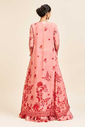 Issa Studio By Chetana & Swathi Vidha Printed Lehenga Set With Cape 