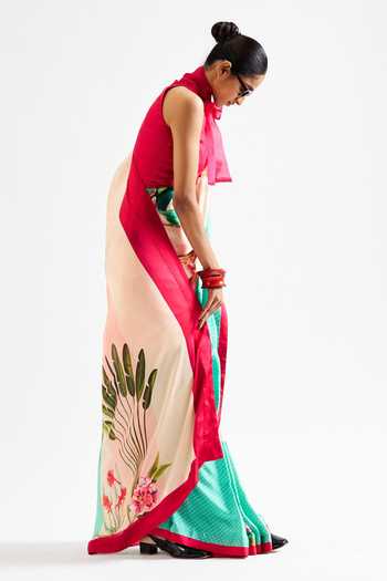 Shop Issa Studio By Chetana & Swathi Pink Georgette, Satin Halter Neck Larisa Floral Print Saree With Blouse Online at Aza Fashions Shop_Issa Studio By Chetana & Swathi_Pink Georgette, Satin Halter Neck Larisa Floral Print Saree With Blouse _Online_at_Aza_Fashions