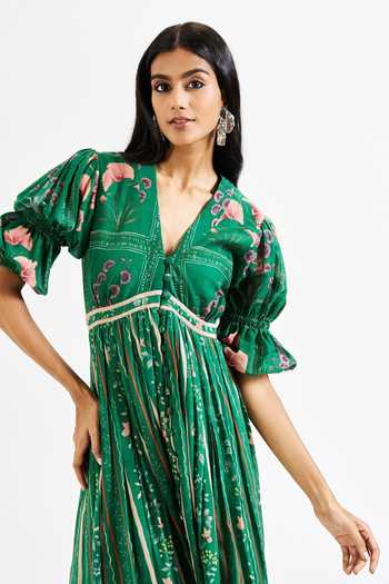 Issa Studio By Chetana & Swathi_Green Cotton, Muslin (mulmul) V-neck Shea Floral Print Puff Sleeve Dress _at_Aza_Fashions
