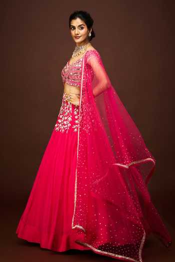 Issa Studio By Chetana & Swathi_Pink Organza, Net V-neck Idaya Floral Embroidered Blouse Lehenga Set _Online_at_Aza_Fashions