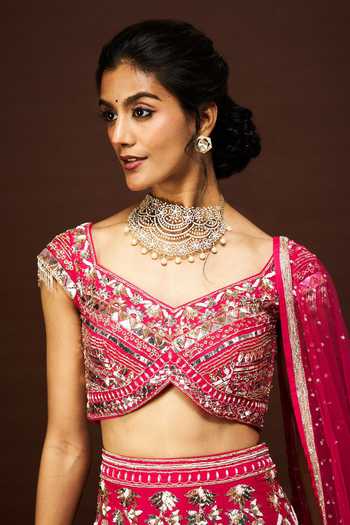 Buy_Issa Studio By Chetana & Swathi_Pink Organza, Net V-neck Idaya Floral Embroidered Blouse Lehenga Set 