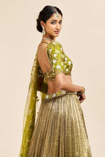 Issa Studio By Chetana & Swathi Green Silk, Net Viha Lehenga Embroidered Blouse Set Online at Aza Fashions Issa Studio By Chetana & Swathi_Green Silk, Net Viha Lehenga Embroidered Blouse Set _Online_at_Aza_Fashions