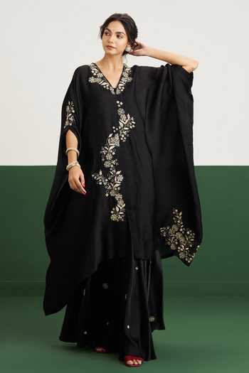 Issa Studio By Chetana & Swathi Black Organza, Satin V-neck Farah Embroidered Kaftan And Pant Set at Aza Fashions Issa Studio By Chetana & Swathi_Black Organza, Satin V-neck Farah Embroidered Kaftan And Pant Set _at_Aza_Fashions