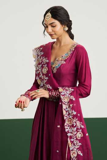 Shop Issa Studio By Chetana & Swathi Wine Silk, Organza V-neck Molly Anarkali With Embroidered Dupatta Online at Aza Fashions Shop_Issa Studio By Chetana & Swathi_Wine Silk, Organza V-neck Molly Anarkali With Embroidered Dupatta _Online_at_Aza_Fashions