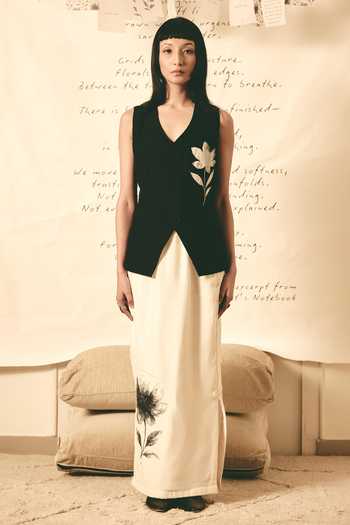 Buy_Atbw_White Silk Satin Bloom Pattern Pencil Skirt 