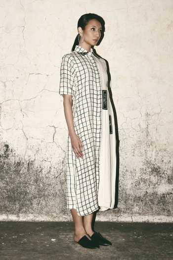 Shop Atbw White Silk Satin Button-down Neck Grid Print Pleat Shirt Dress Online at Aza Fashions Shop_Atbw_White Silk Satin Button-down Neck Grid Print Pleat Shirt Dress _Online_at_Aza_Fashions