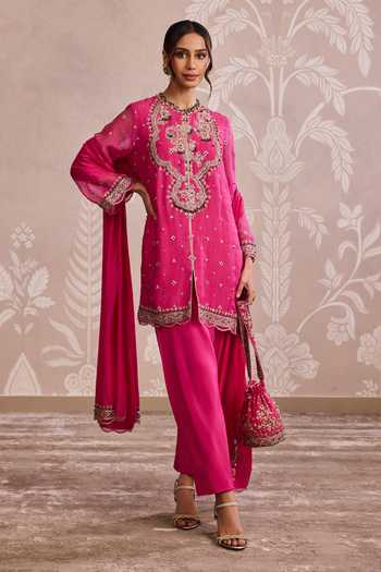 Buy_Ridhi Mehra_Fuchsia Organza, Silk Round Neck, Yes Embroidered Kurta Set _Online_at_Aza_Fashions