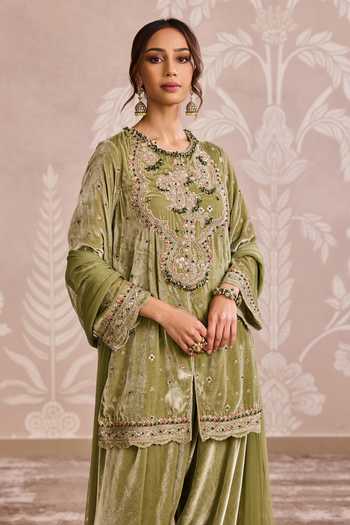Ridhi Mehra_Olive Green Velvet, Net Round Neck Embroidered Kurta Set _Online_at_Aza_Fashions