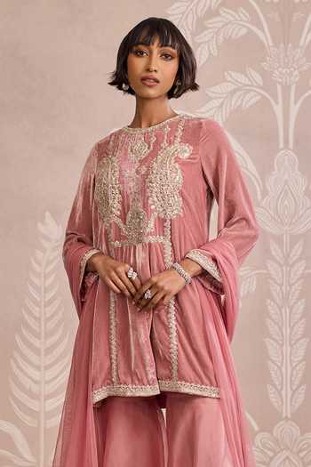 Buy Ridhi Mehra Pink Velvet, Organza, Net Round Neck, Yes Embroidered Kurta Set Online at Aza Fashions Buy_Ridhi Mehra_Pink Velvet, Organza, Net Round Neck, Yes Embroidered Kurta Set _Online_at_Aza_Fashions