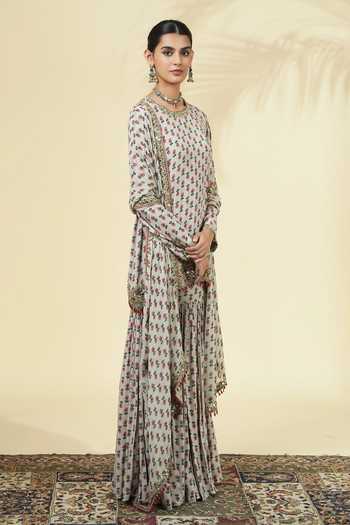 Arpita Mehta Ivory Silk, Crepe, Georgette Round Neck Printed Kurta Set Online at Aza Fashions Arpita Mehta_Ivory Silk, Crepe, Georgette Round Neck Printed Kurta Set _Online_at_Aza_Fashions