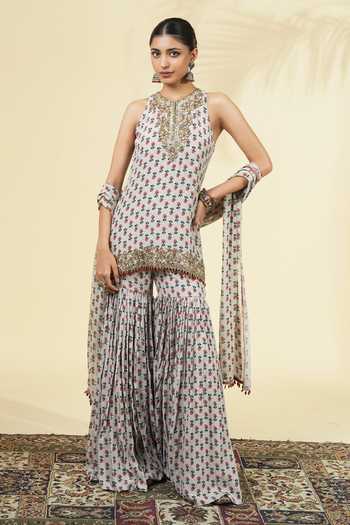 Arpita Mehta Vintage Rose Butti Print Kurta Set 