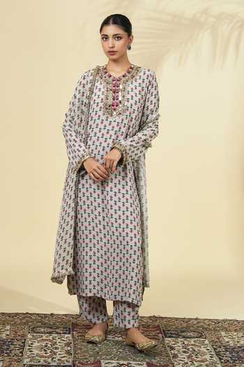 Arpita Mehta Vintage Rose Butti Print Kurta Set 