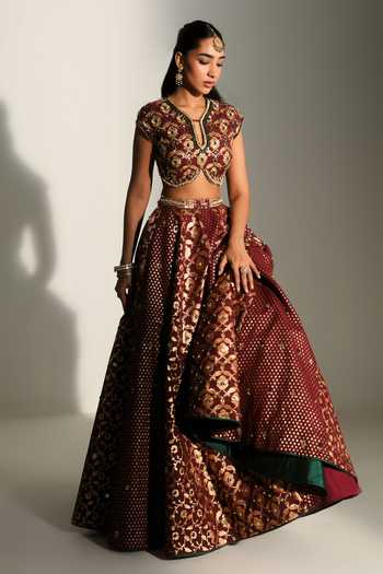 Buy Mahima Mahajan Red Chanderi Split V-neck Dua Floral Woven Banarasi Lehenga Set Online at Aza Fashions Buy_Mahima Mahajan_Red Chanderi Split V-neck Dua Floral Woven Banarasi Lehenga Set _Online_at_Aza_Fashions