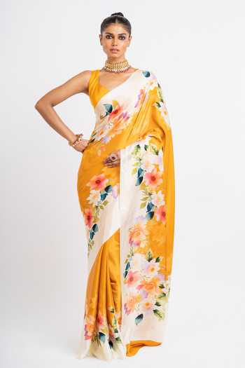 Studio 113 Zeenat Print Saree With Running Blouse 