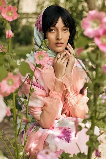 Buy Studio 113 Peach Chiffon Alea Coral Reef Ombre Saree With Running Blouse Online at Aza Fashions Buy_Studio 113_Peach Chiffon Alea Coral Reef Ombre Saree With Running Blouse _Online_at_Aza_Fashions