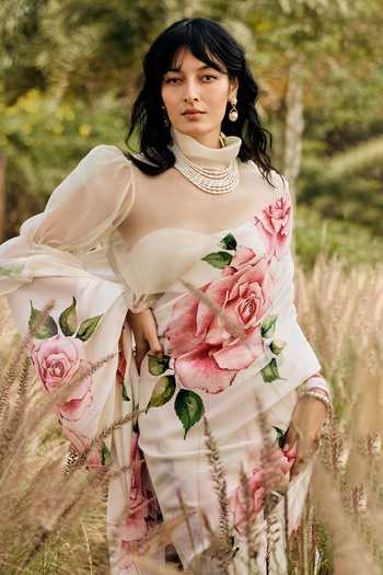 Buy_Studio 113_White Chiffon Helen Hand Painted Saree With Running Blouse _Online_at_Aza_Fashions