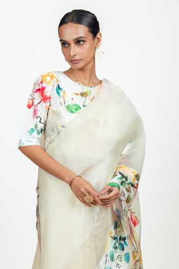 Shop Studio 113 Cream Organza Julie Saree With Running Blouse Online at Aza Fashions Shop_Studio 113_Cream Organza Julie Saree With Running Blouse _Online_at_Aza_Fashions