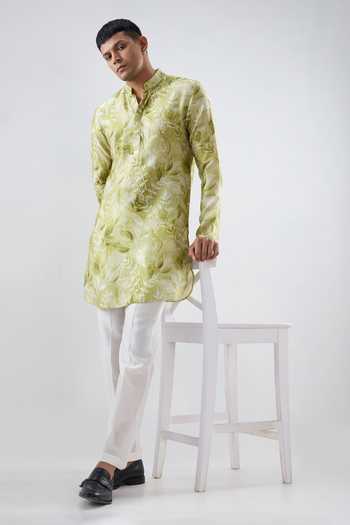 Raw & Rustic By Niti Bothra_Green Silk, Tencel Leaf Print Short Kurta _at_Aza_Fashions