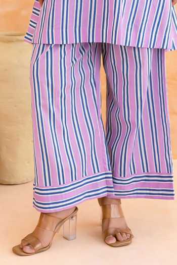 Myaara_Pink Cotton Split V-neck, Yes Stripe Print Kurta And Pant Set _at_Aza_Fashions