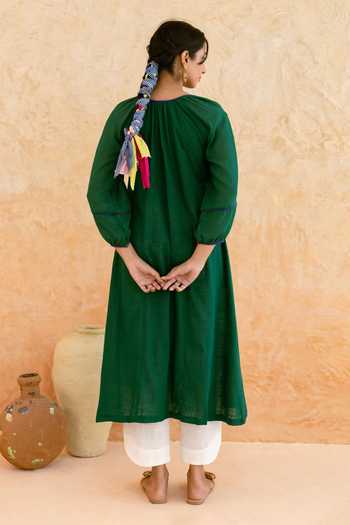 Myaara Color Block Kurta & Pant Set 