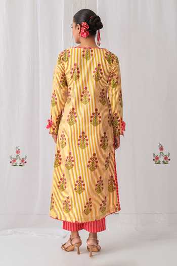 Myaara Floral Butti Print Cotton Kurta & Pant Set 