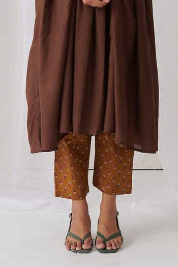 Myaara_Brown Cotton Split V-neck, Yes Gathered Printed Kurta With Pant _Online_at_Aza_Fashions