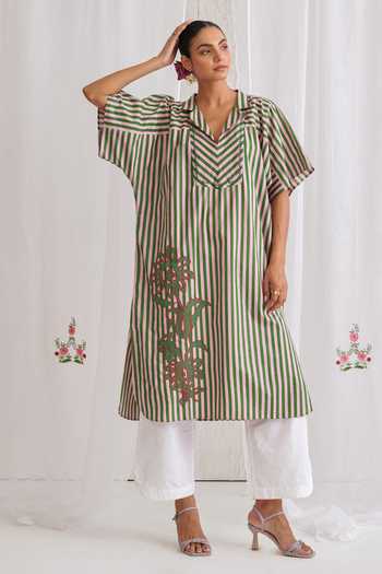 Shop_Myaara_Pink Cotton Split V-neck Printed Kaftan And Pant Set _Online_at_Aza_Fashions