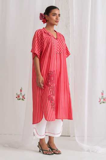 Myaara_Peach Cotton V-neck Printed Kaftan With Pant _Online_at_Aza_Fashions