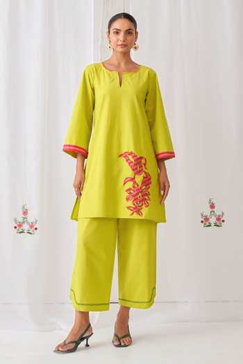 Myaara Embroidered Short Kurta & Pant Set 
