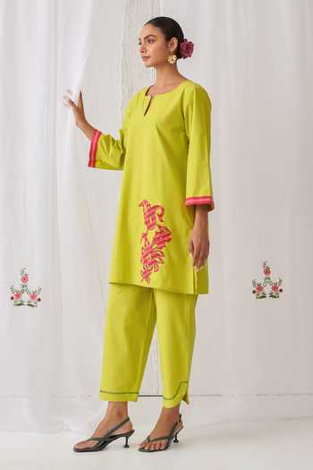 Myaara_Green Cotton Keyhole Neck Embroidered Short Kurta And Pant Set _Online_at_Aza_Fashions